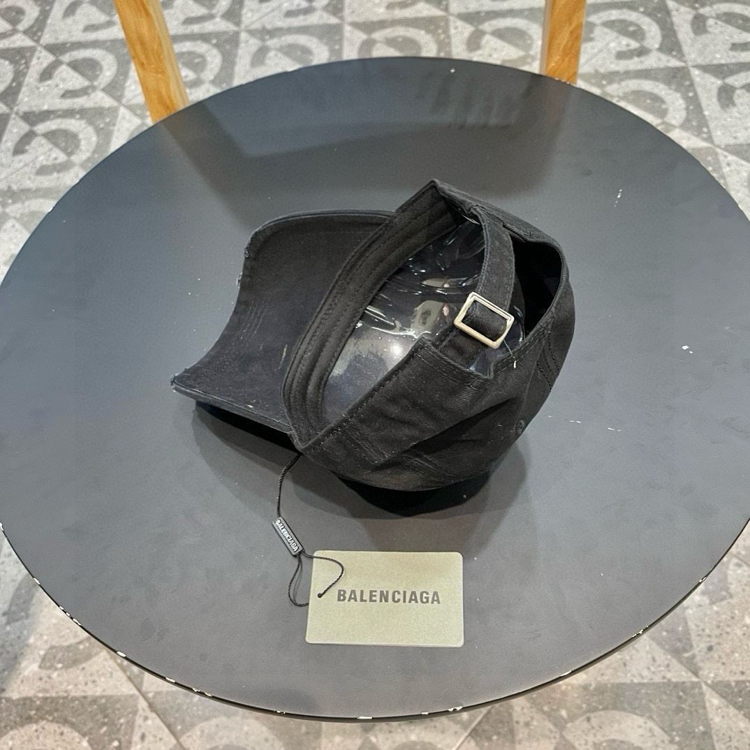 Balenciaga Caps